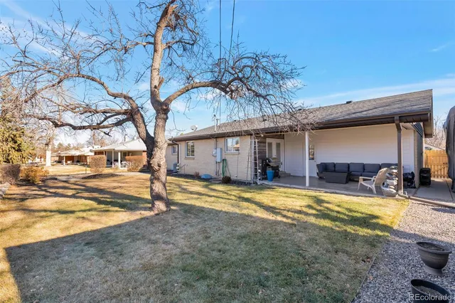 $749,900 | 6221 South Logan Court, Centennial, CO 80121