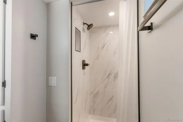 $749,900 | 6221 South Logan Court, Centennial, CO 80121