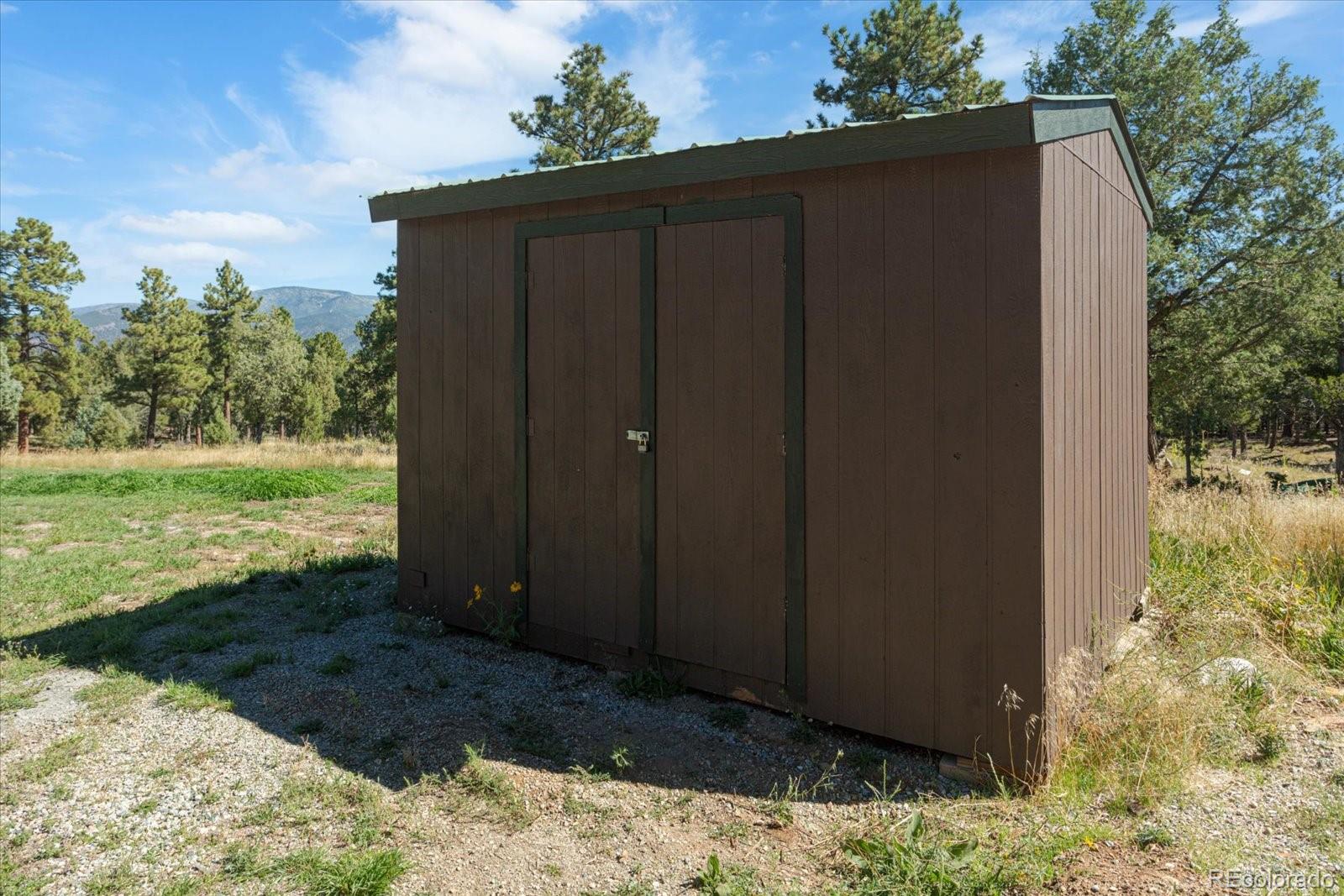 234 Bremer Road Howard, CO 81233 - Photo 46 of 50 a view of a backyard of the house