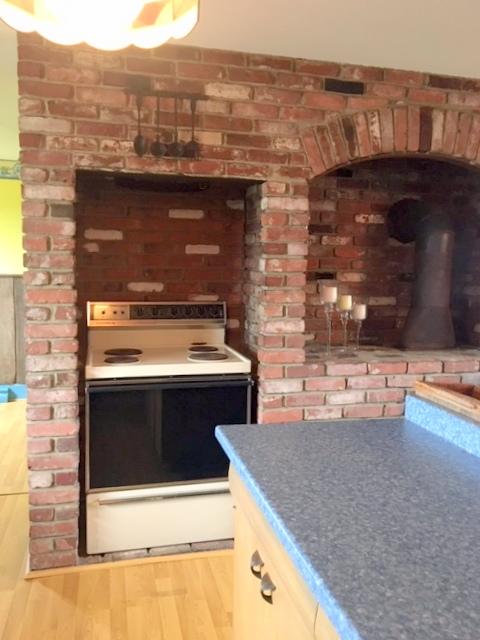 263 South Reynolds Road Winslow, ME 04901 - Photo 4 of 29 Kitchen