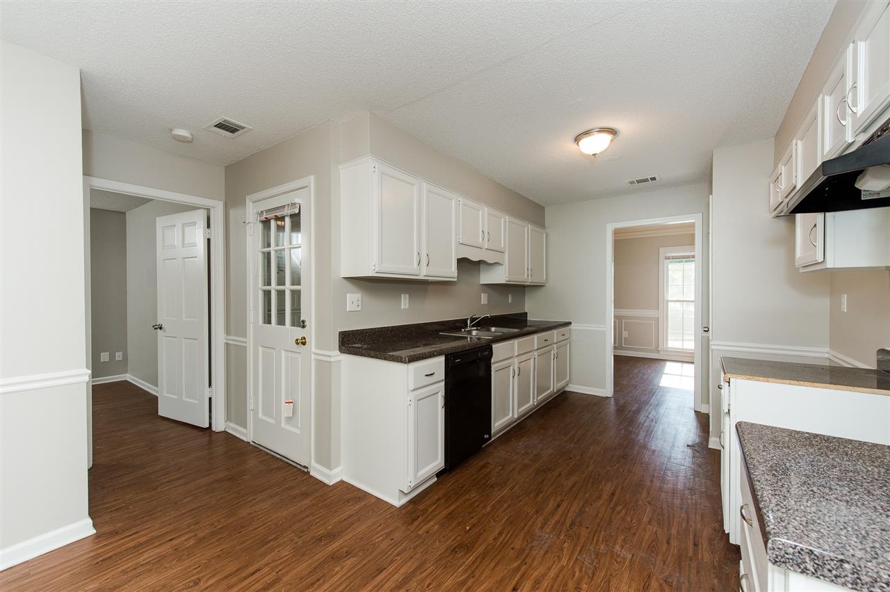 1385 Fox Trace Drive Memphis, TN 38016 - Photo 6 of 17