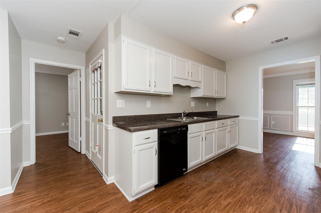 1385 Fox Trace Drive Memphis, TN 38016 - Photo 7 of 17