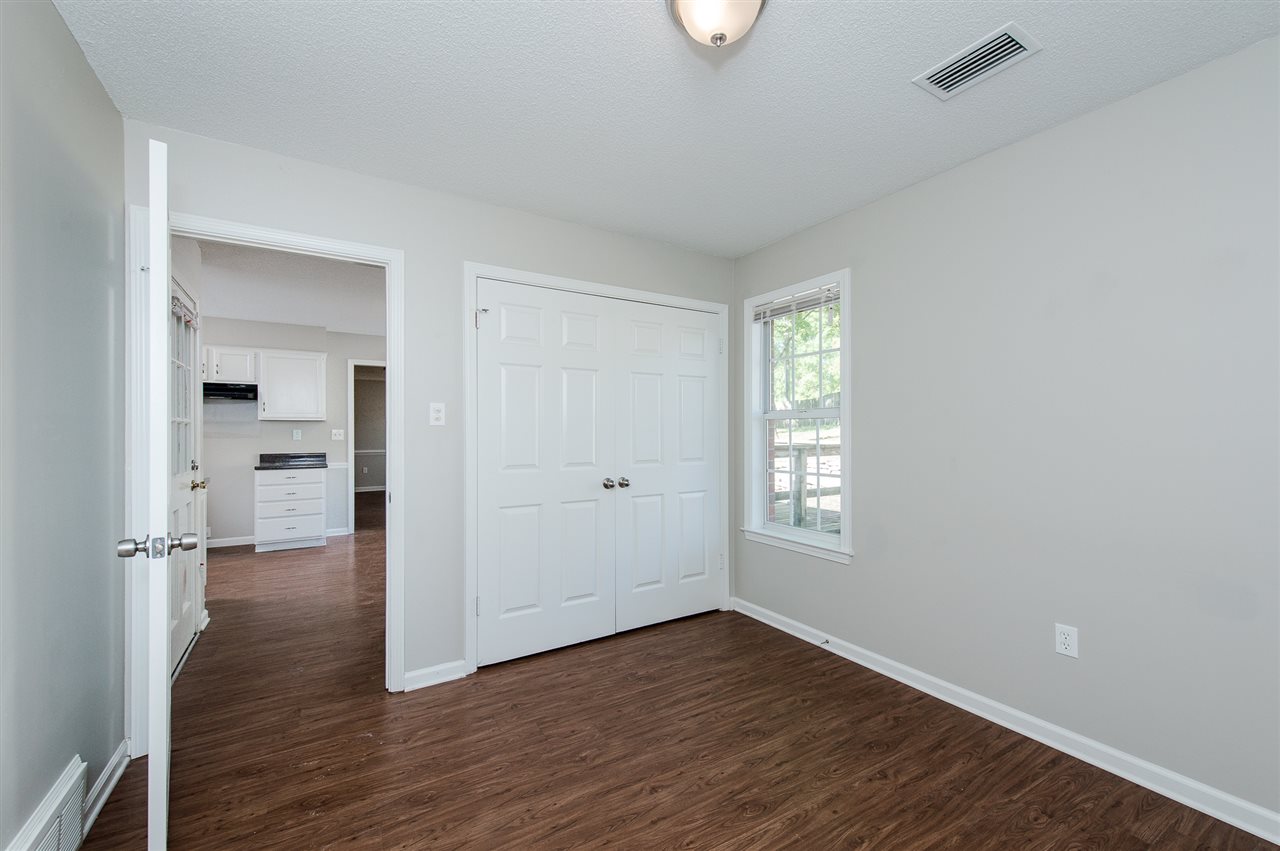 1385 Fox Trace Drive Memphis, TN 38016 - Photo 9 of 17