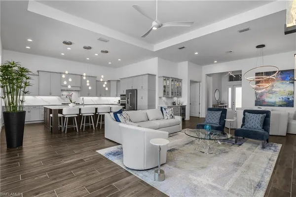 $2,795,000 | 6137 Megans Bay Drive, Naples, FL 34113