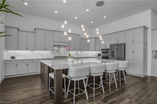 $2,795,000 | 6137 Megans Bay Drive, Naples, FL 34113