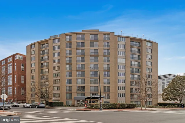 $300,000 | 1239 Vermont Avenue Northwest, Unit 410, Washington, DC 20005