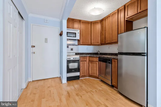 $300,000 | 1239 Vermont Avenue Northwest, Unit 410, Washington, DC 20005