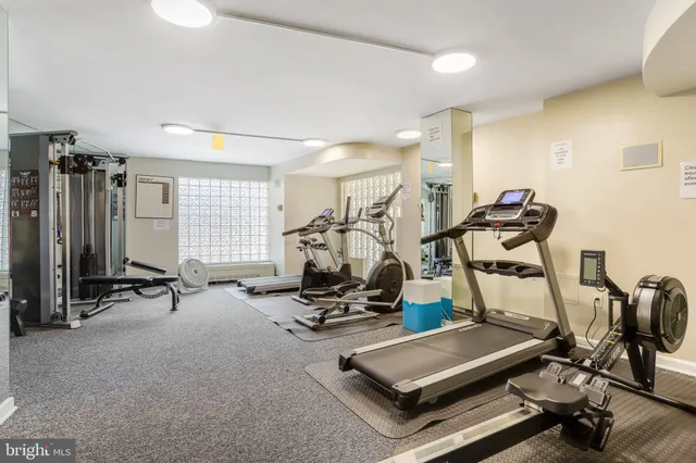 $300,000 | 1239 Vermont Avenue Northwest, Unit 410, Washington, DC 20005