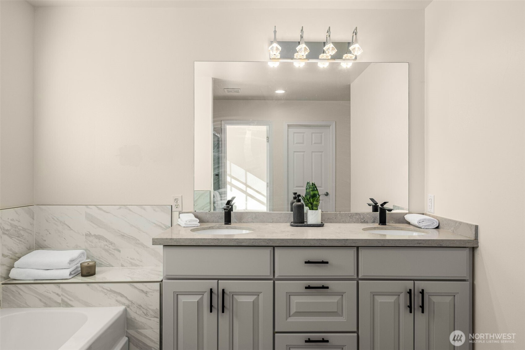 4408 221st Place Southwest Mountlake Terrace, WA 98043 - Photo 32 of 38