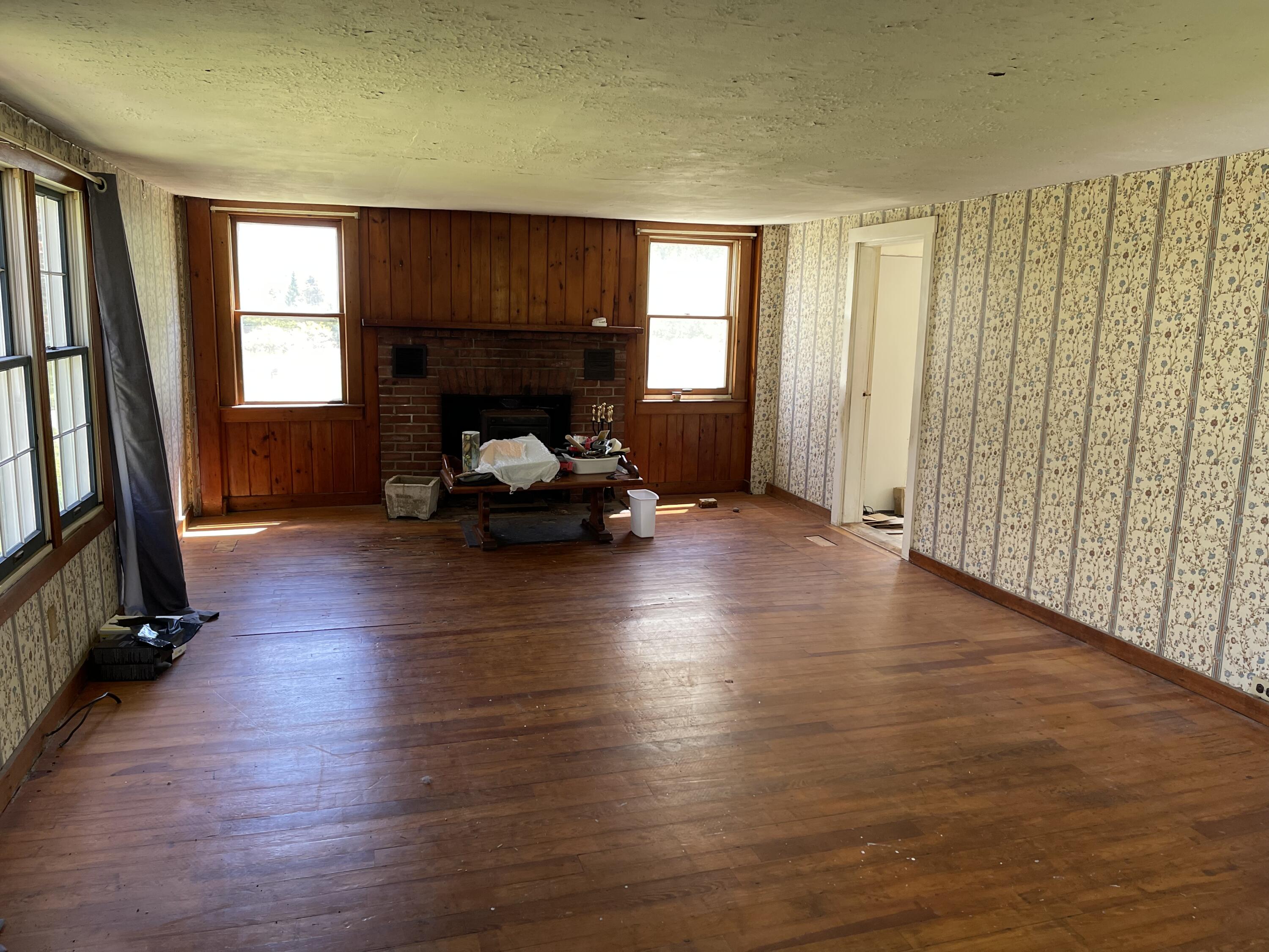 293 Pemaquid Harbor Road Pemaquid, ME 04558 - Photo 10 of 33 2022-05-24 13.21.29