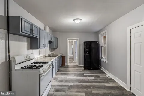 $175,000 | 408 Highland Avenue, Chester, PA 19013