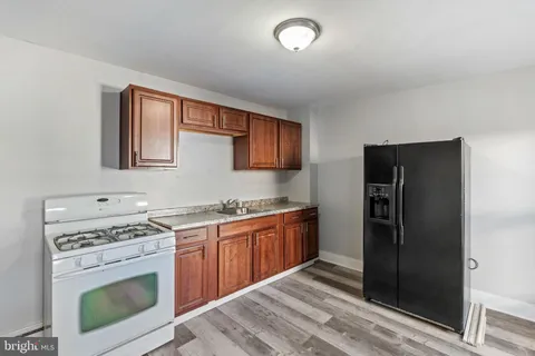 $175,000 | 408 Highland Avenue, Chester, PA 19013