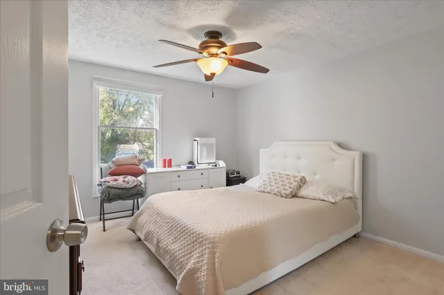 $714,500 | 207 North Laura Anne Drive, Sterling, VA 20164