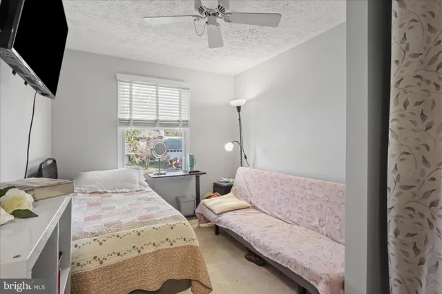 $714,500 | 207 North Laura Anne Drive, Sterling, VA 20164