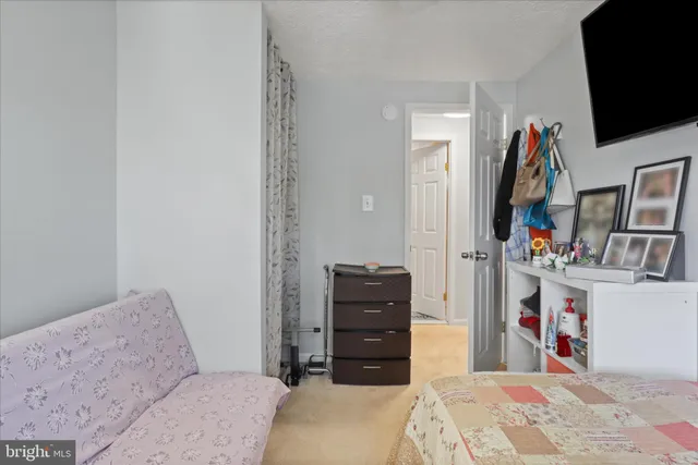 $714,500 | 207 North Laura Anne Drive, Sterling, VA 20164