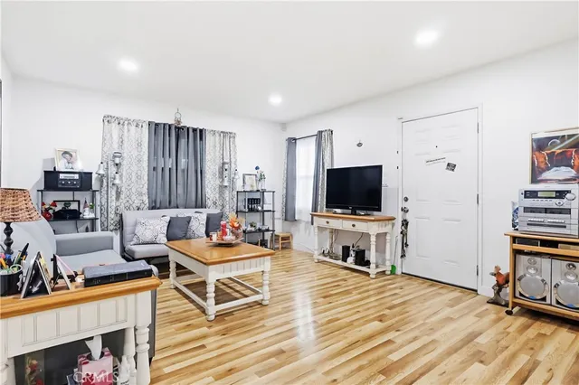 $620,000 | 924 West 134th Place, Compton, CA 90222