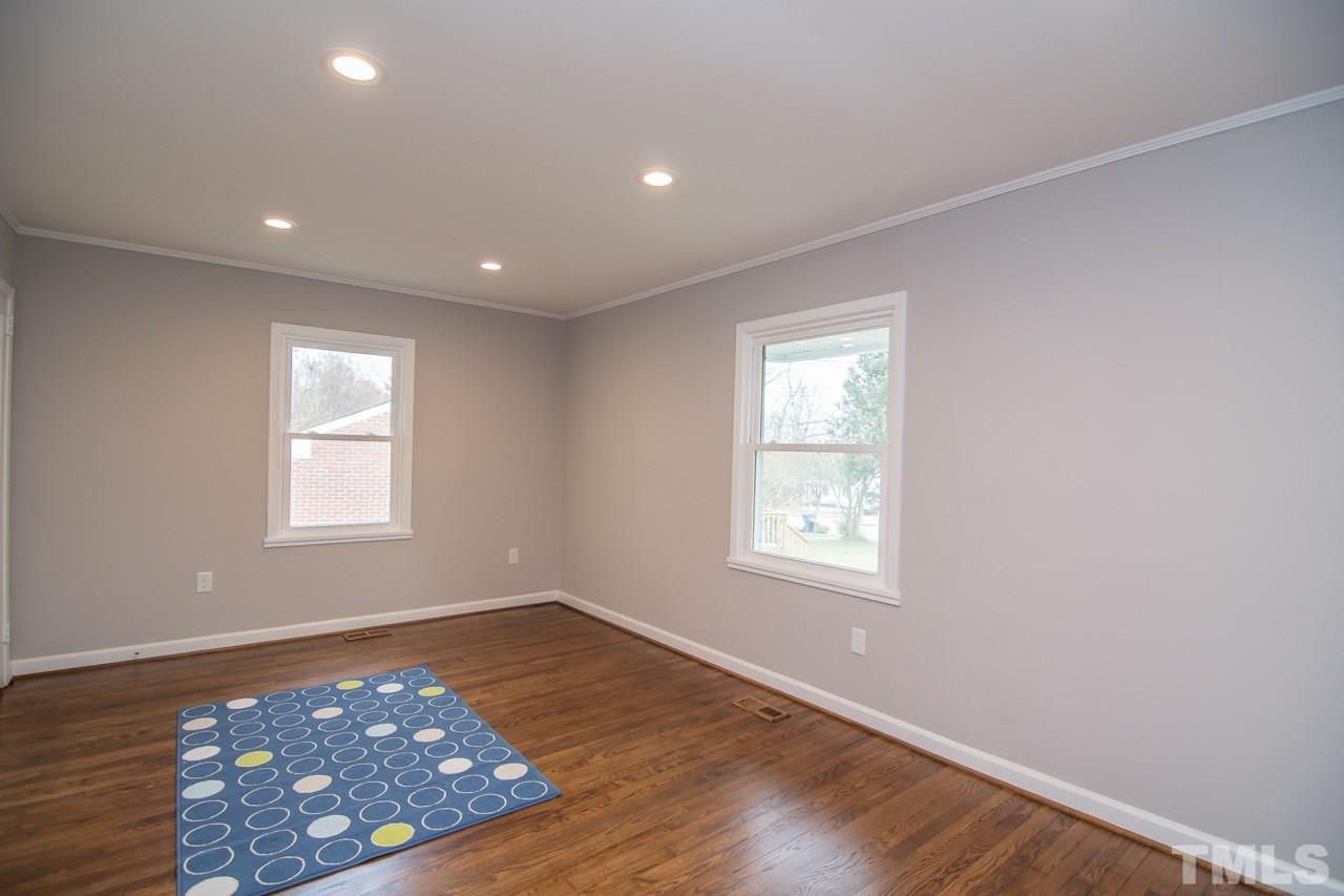 2736 Knowles Street Raleigh, NC 27603 - Photo 12 of 25