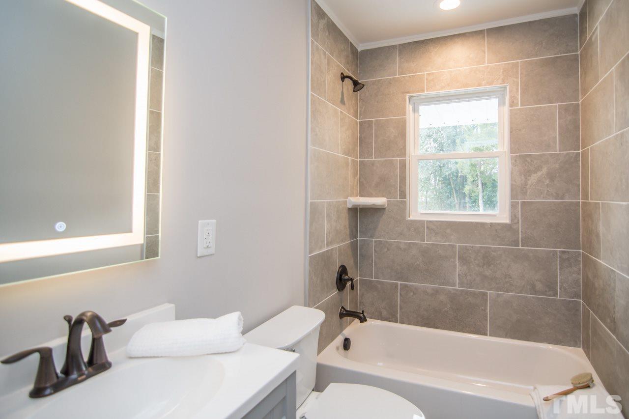 2736 Knowles Street Raleigh, NC 27603 - Photo 14 of 25