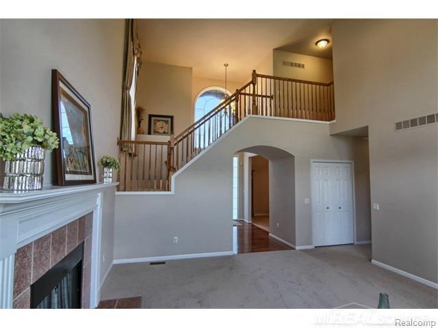 1353 Welland Drive Rochester, MI 48306 - Photo 13 of 35 31267417-12.JPG