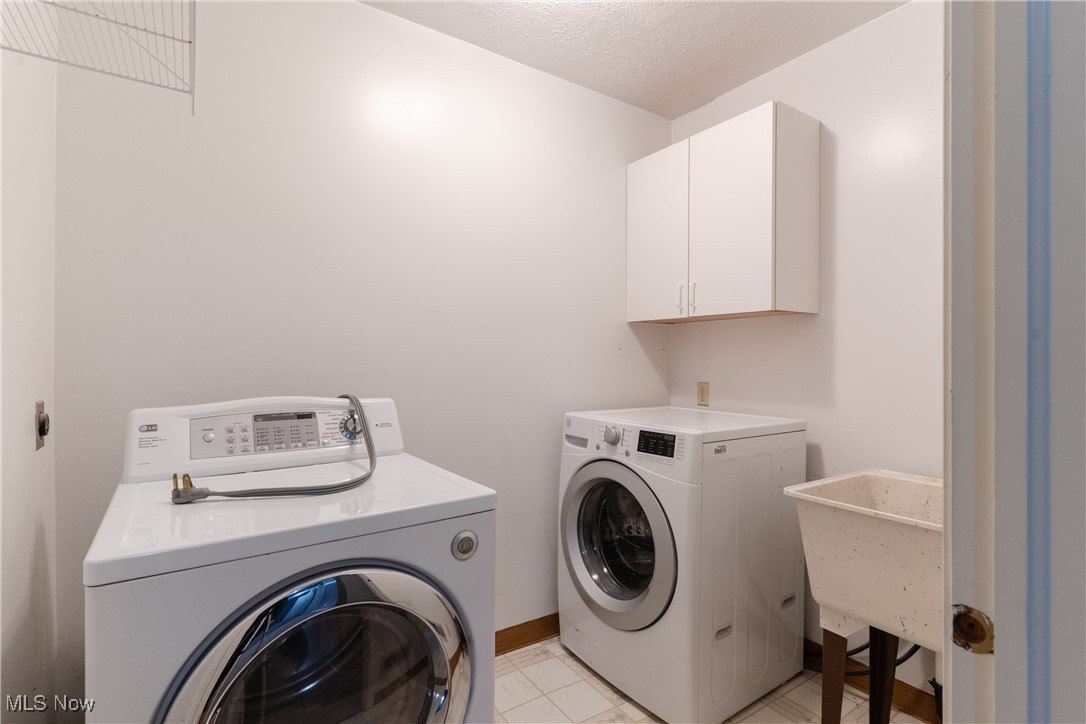 6744 Fry Road, Unit 4 Middleburg Heights, OH 44130 - Photo 29 of 31 laundry on second floor