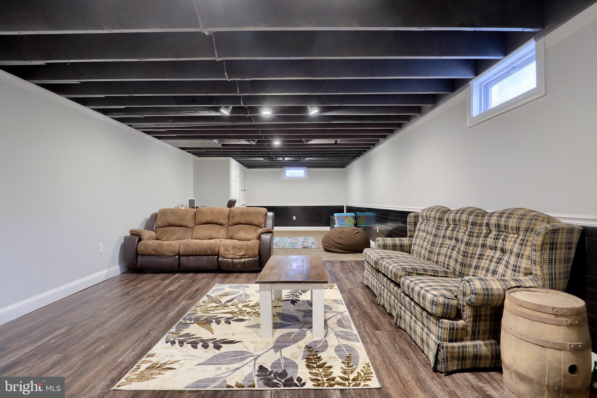 283 Akron Road Ephrata, PA 17522 - Photo 23 of 38 Gallery Image 23