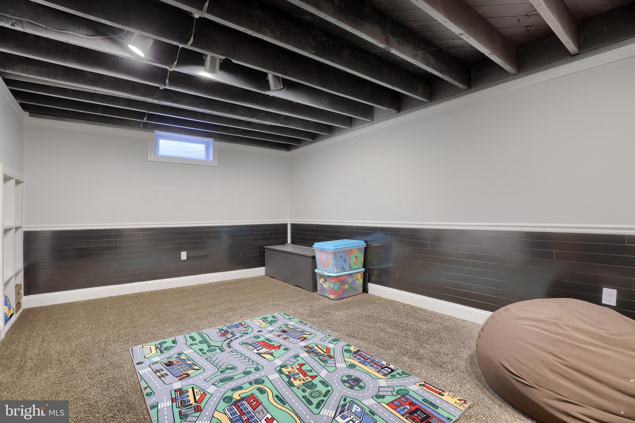 283 Akron Road Ephrata, PA 17522 - Photo 26 of 38 Gallery Image 26
