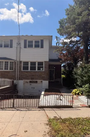 $675,000 | 3224 Watt Avenue | Spencer Estates