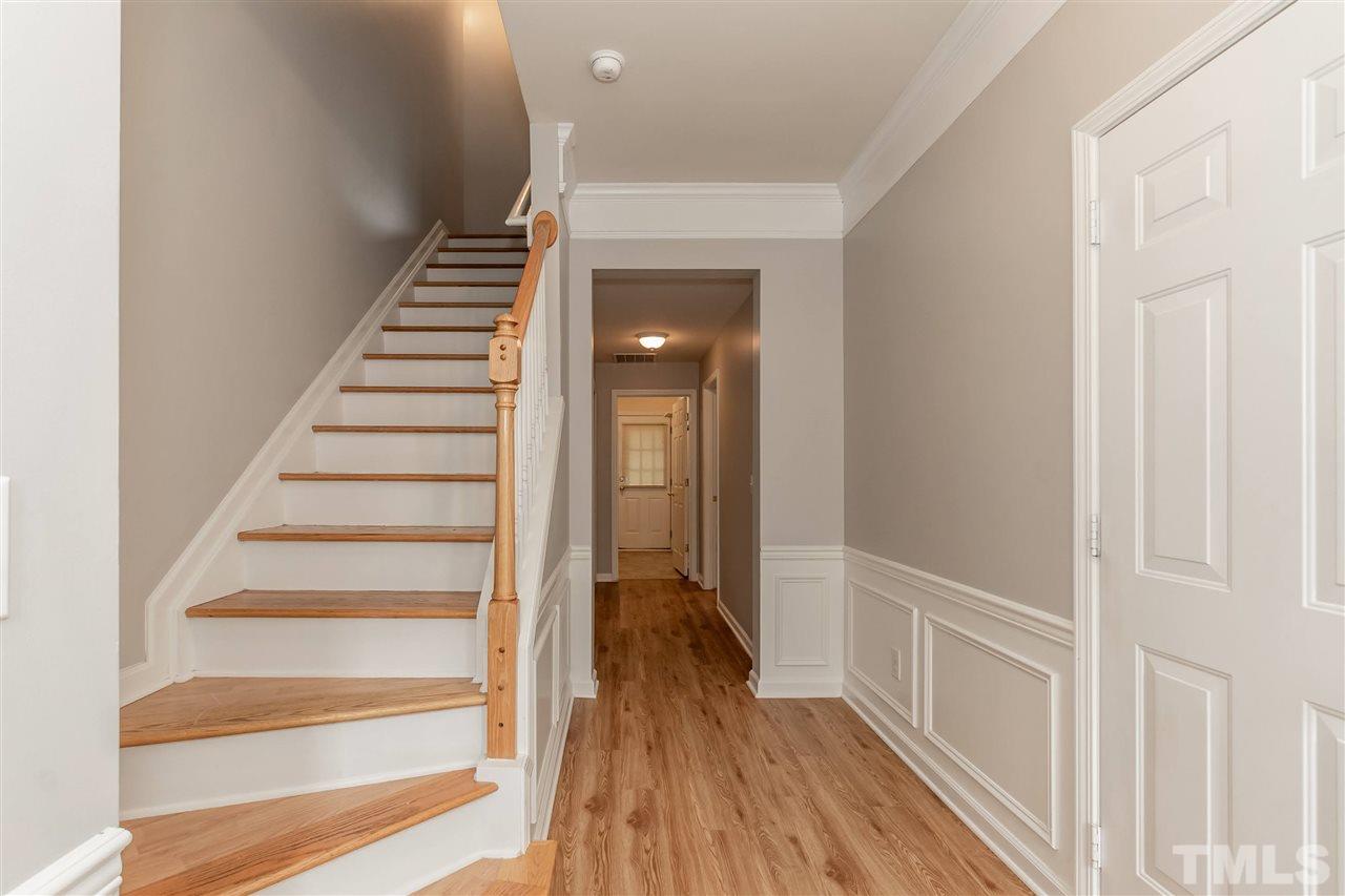 7245 Galon Glen Road Raleigh, NC 27613 - Photo 5 of 29