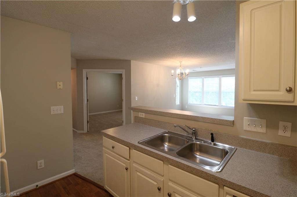 421 Timberline Ridge Court Winston-Salem, NC 27106 - Photo 10 of 18