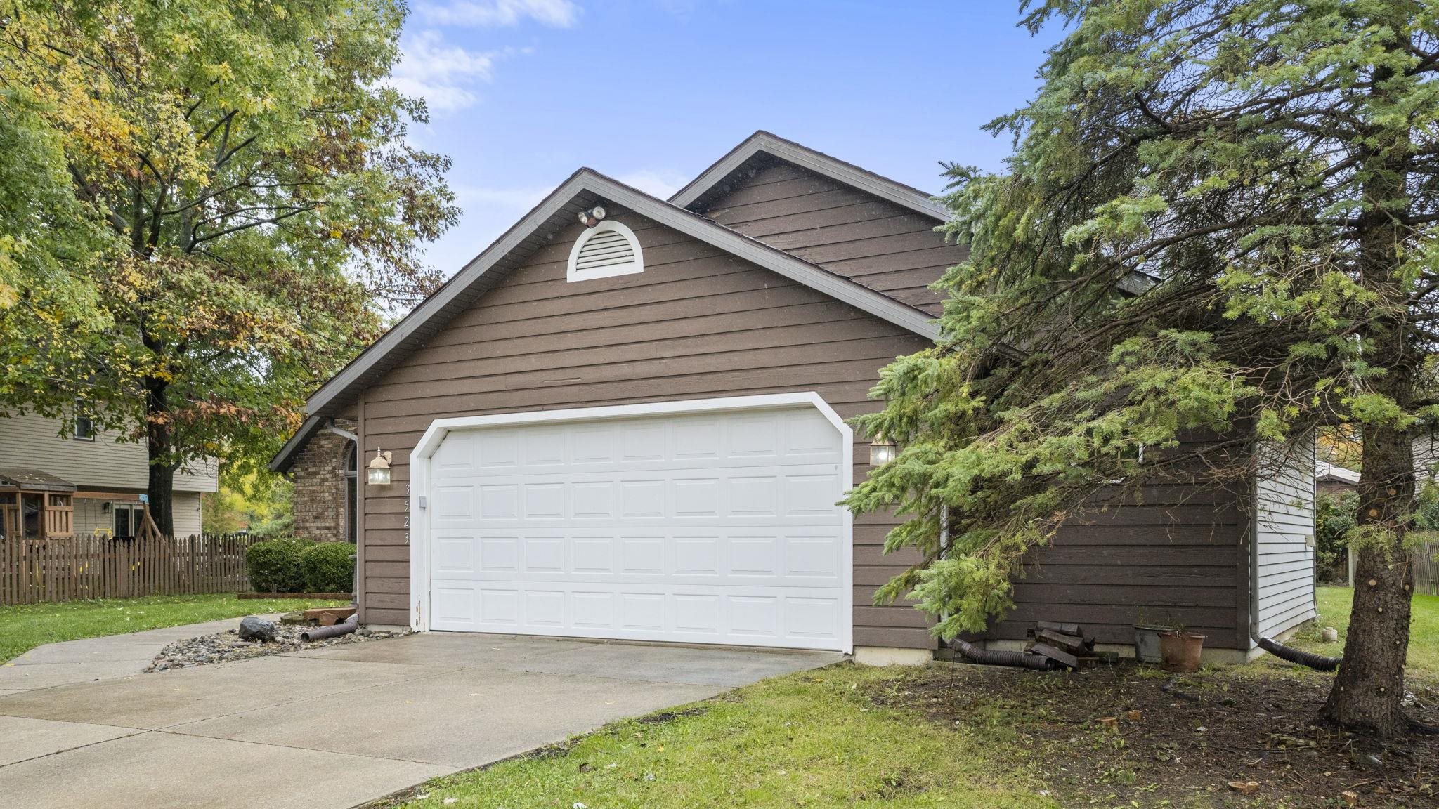 3523 Winterfield Run Fort Wayne, IN 46804 - Photo 2 of 34