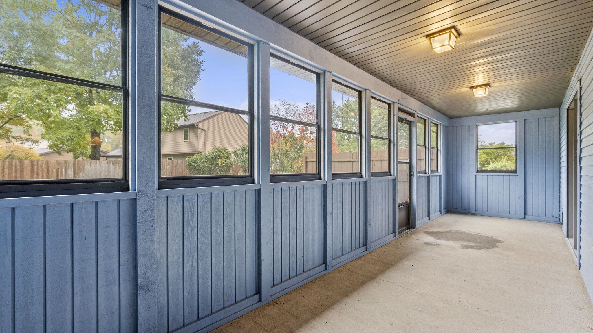 3523 Winterfield Run Fort Wayne, IN 46804 - Photo 4 of 34