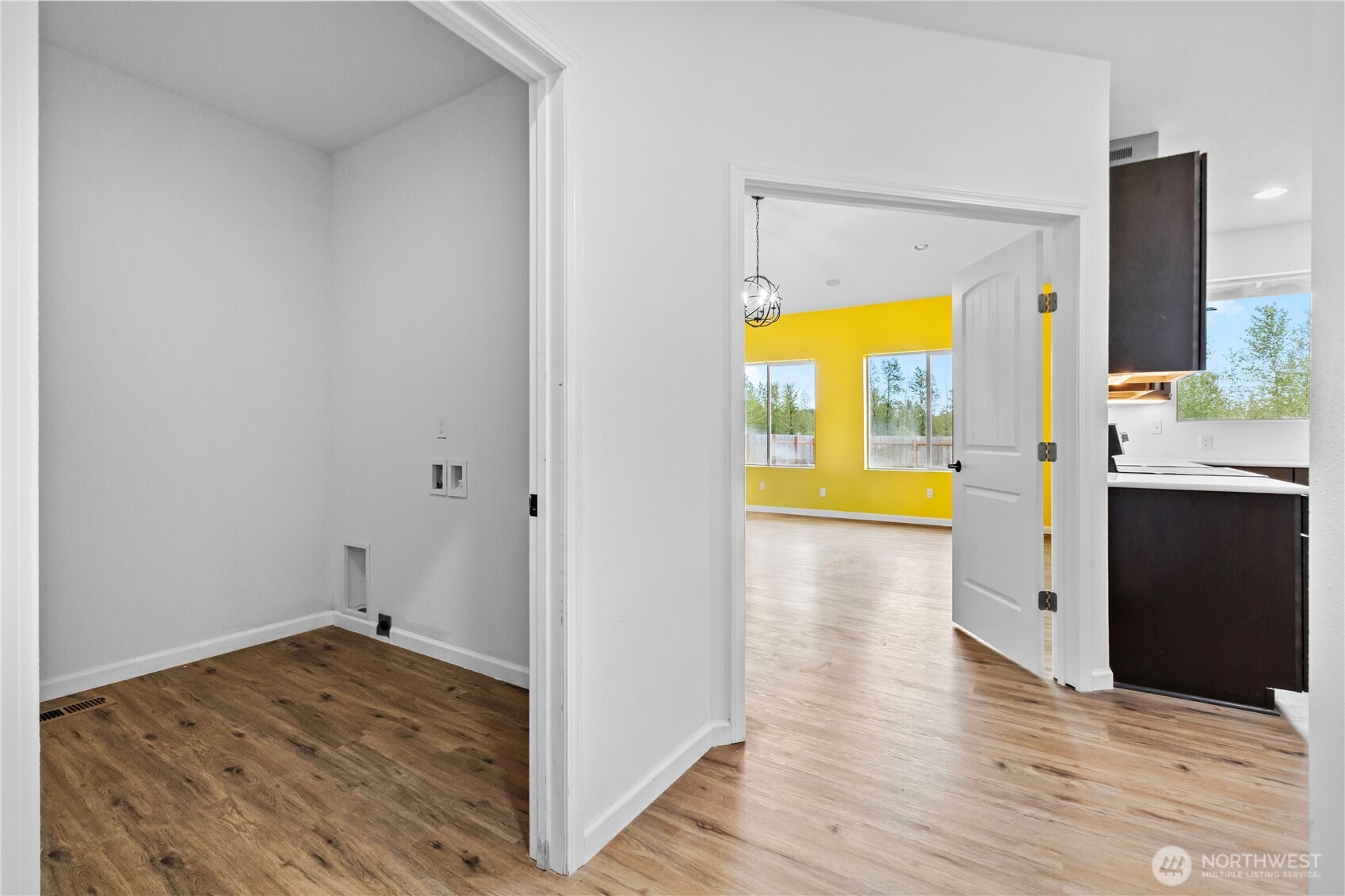 249 Flatt Road Kelso, WA 98626 - Photo 21 of 39 a view of hallway with wooden floor