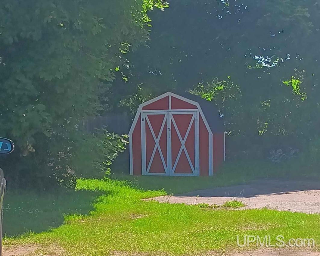 466 Kearsarge Street Laurium, MI 49913 - Photo 25 of 26