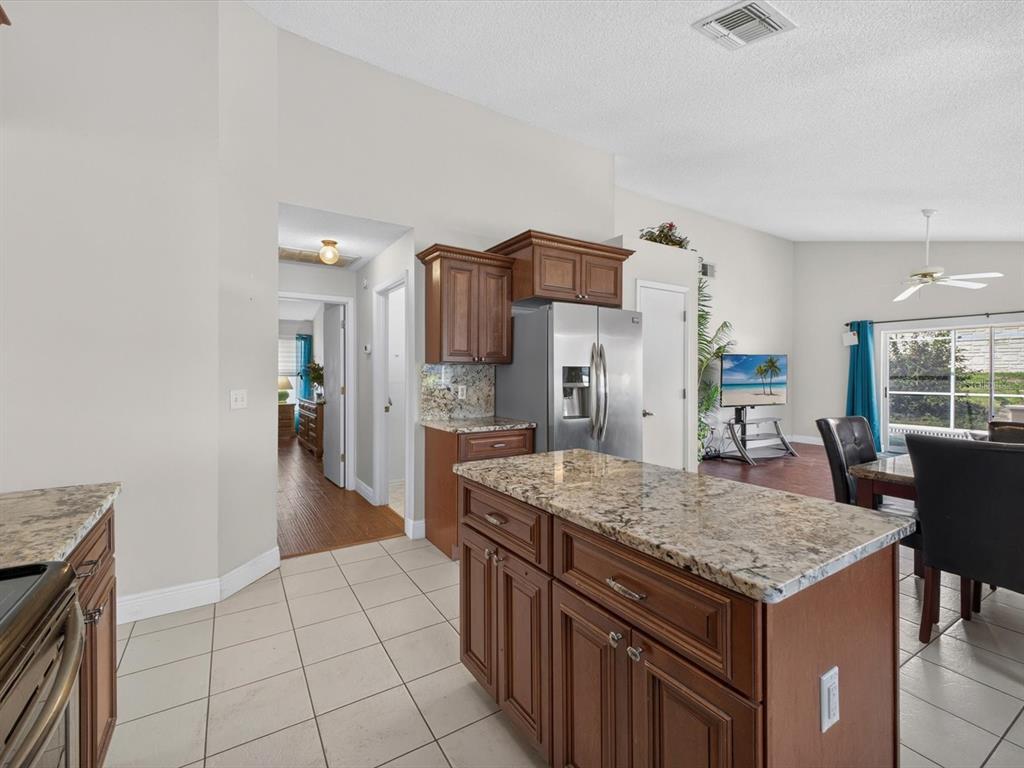 267 Rochester Loop Davenport, FL 33897 - Photo 8 of 32 Gallery Image 8