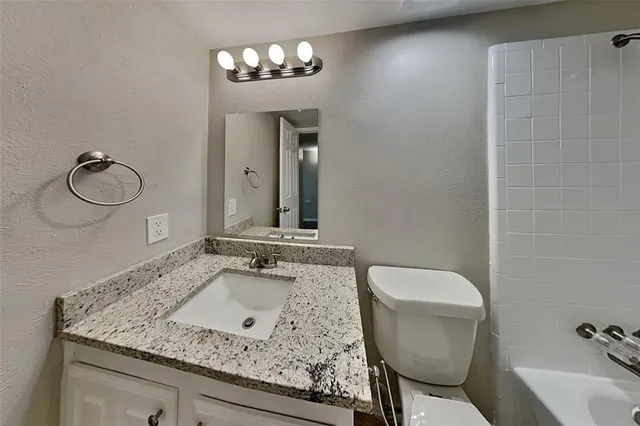 $2,375 | 4432 Ballinger Drive, Plano, TX 75093