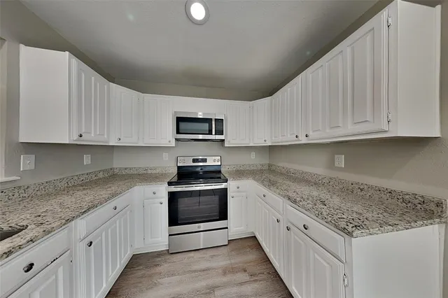 $2,375 | 4432 Ballinger Drive, Plano, TX 75093