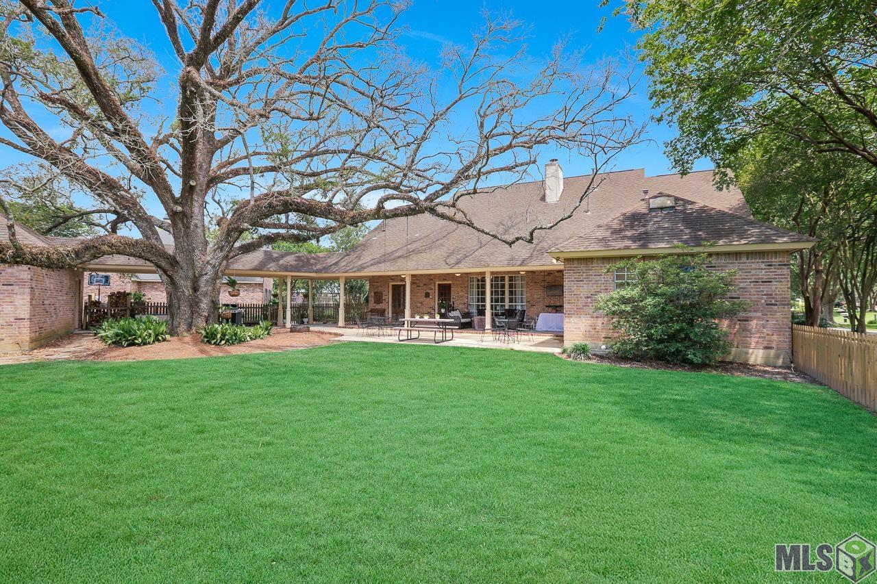 10610 Old Lodge Court Baton Rouge, LA 70817 - Photo 38 of 46 Backyard