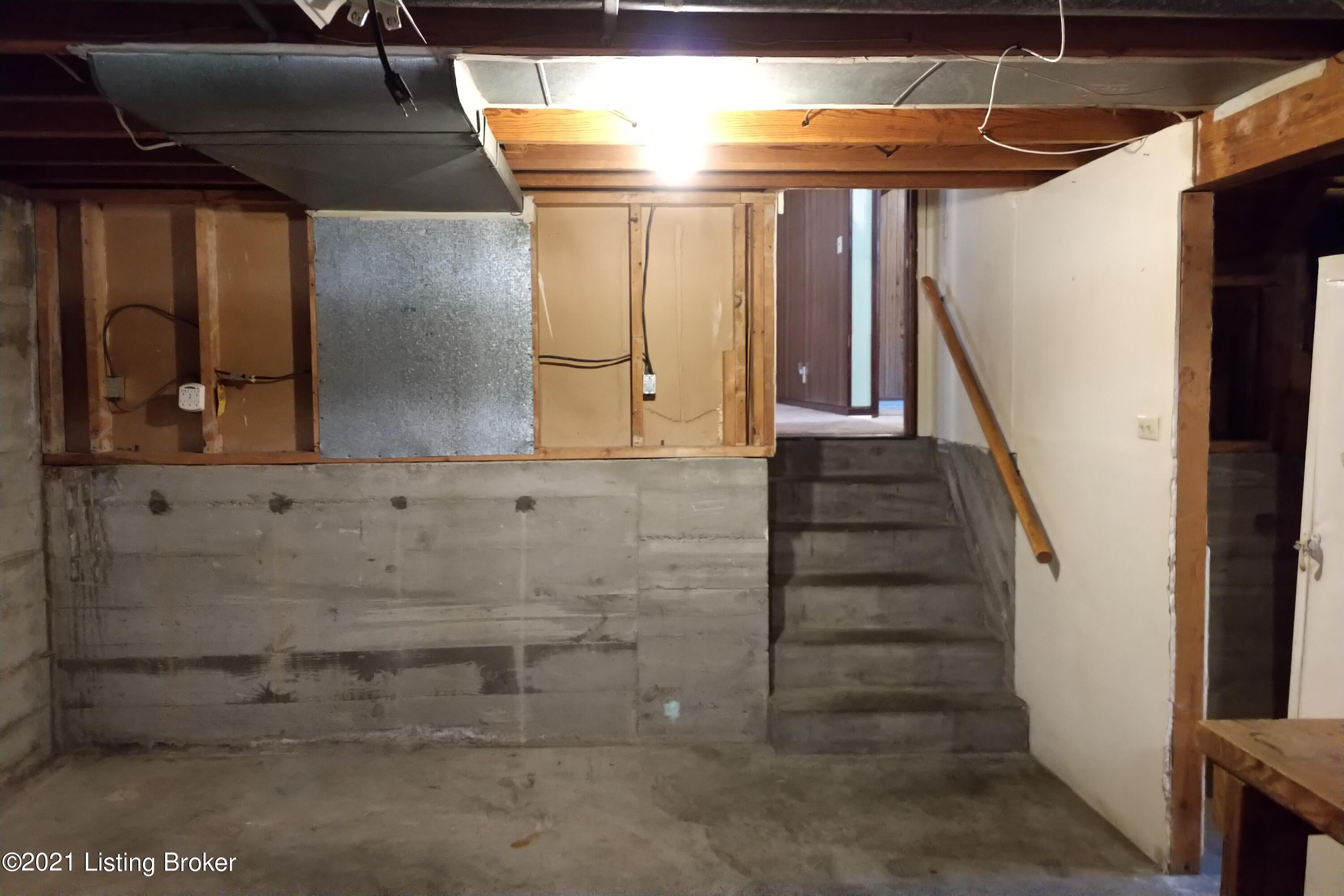 6503 Ridge Cliff Road Louisville, KY 40228 - Photo 45 of 55 Basement1