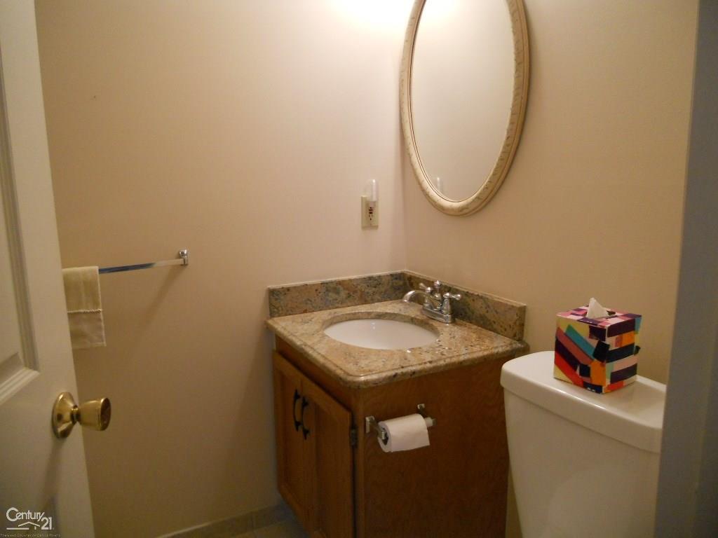 34525 Mulvey Road Fraser, MI 48026 - Photo 11 of 21