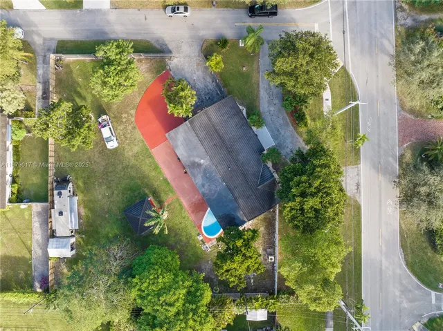 $1,360,000 | 13550 Southwest 99th Place, Miami, FL 33176