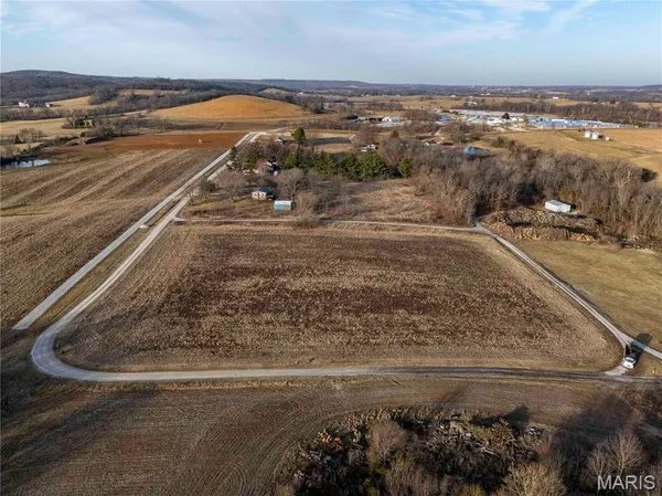 $1 | 0 Evans Lane, Elsberry, MO 63343
