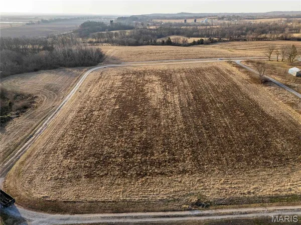 $1 | 0 Evans Lane, Elsberry, MO 63343