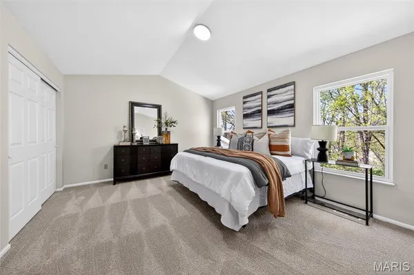 $375,000 | 411 Valparaiso Court, Valley Park, MO 63088