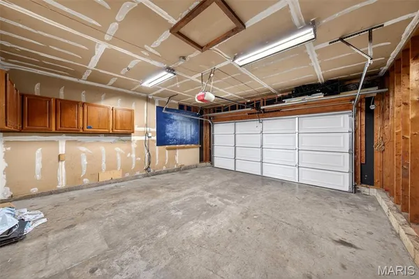 $375,000 | 411 Valparaiso Court, Valley Park, MO 63088