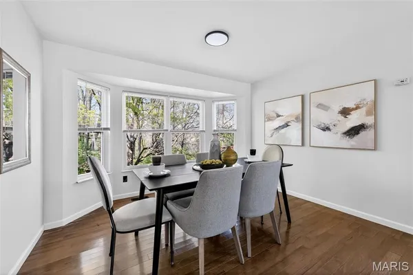 $375,000 | 411 Valparaiso Court, Valley Park, MO 63088