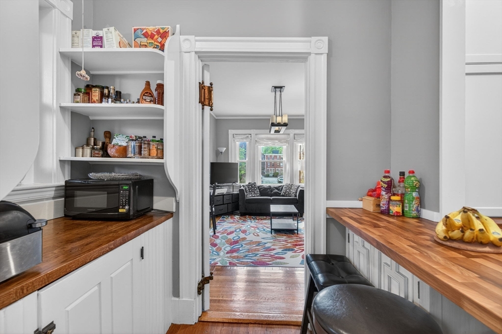 17 Park Vale, Unit 4 Brookline, MA 02446 - Photo 8 of 24