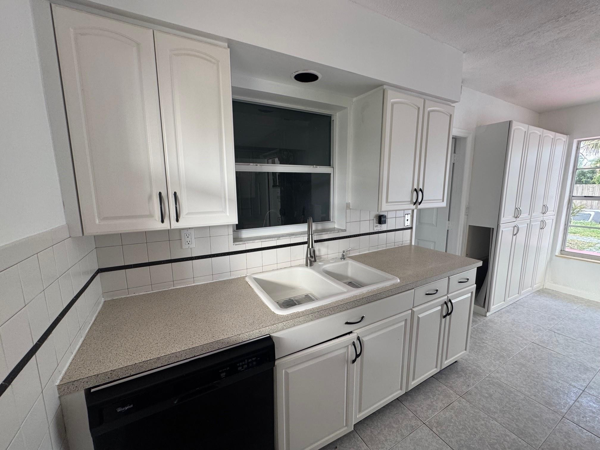 439 Northeast 33rd Street Boca Raton, FL 33431 - Photo 12 of 33 Photo 12