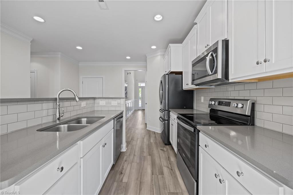 3840 Thistleberry Road High Point, NC 27265 - Photo 11 of 35