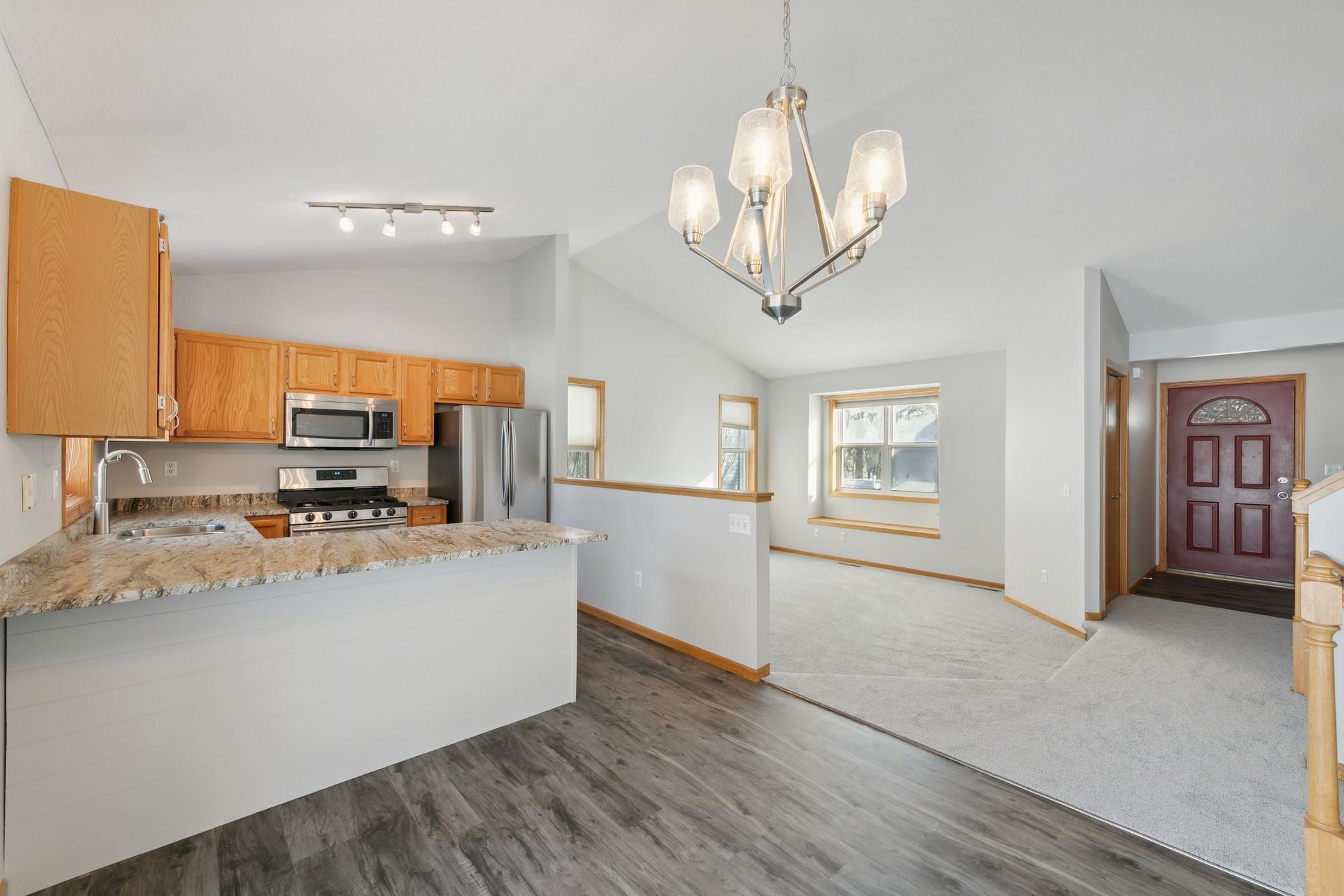 816 Sparrow Road Waconia, MN 55387 - Photo 6 of 23 Gallery Image 6