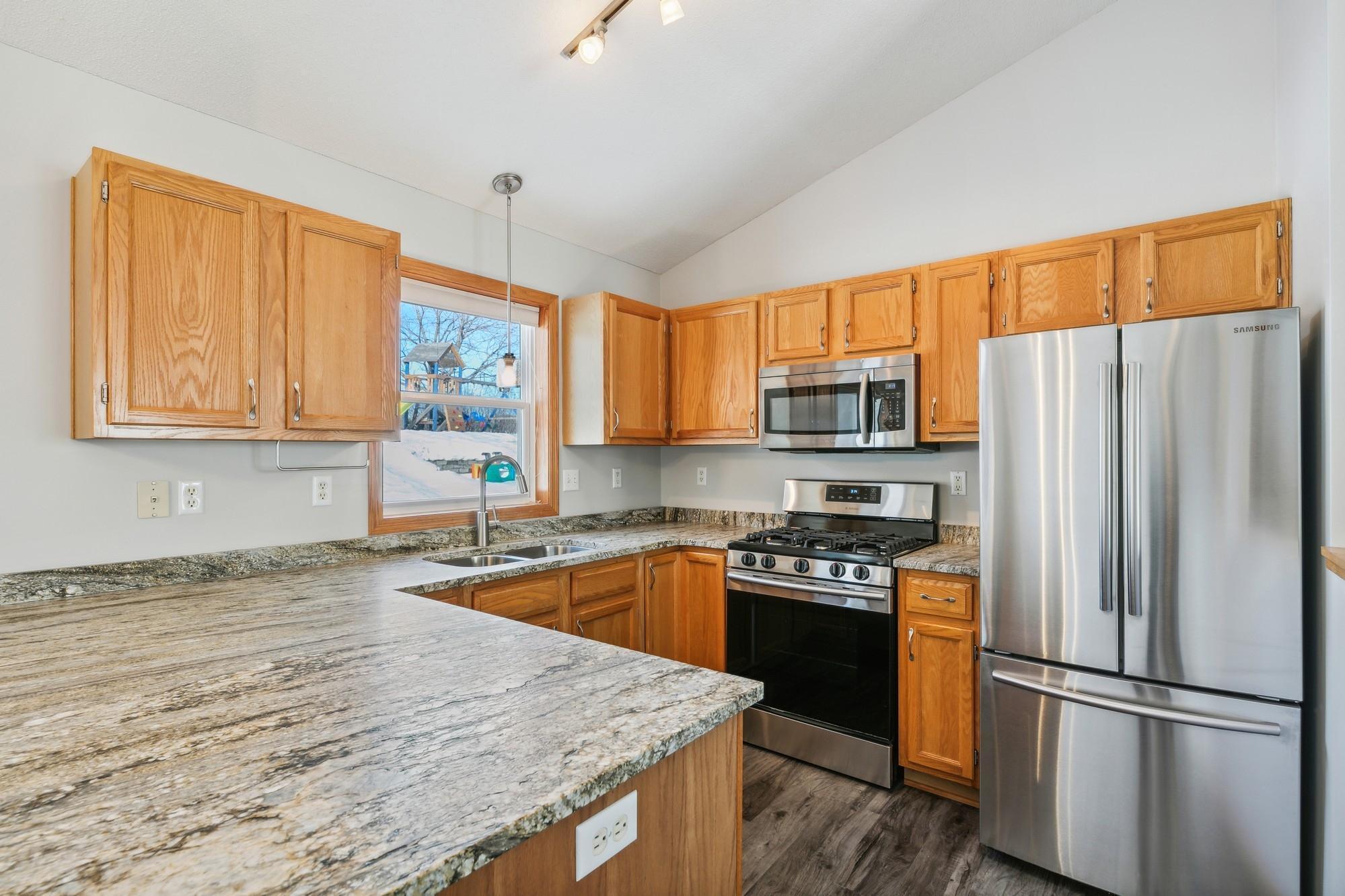 816 Sparrow Road Waconia, MN 55387 - Photo 8 of 23 Gallery Image 8